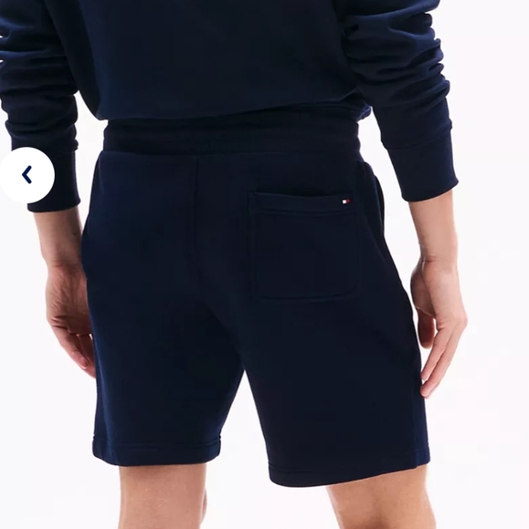 Tommy Hilfiger NEW men's Embroidered Logo Sweat short, size L. Color navy blue. - Picture 2 of 9